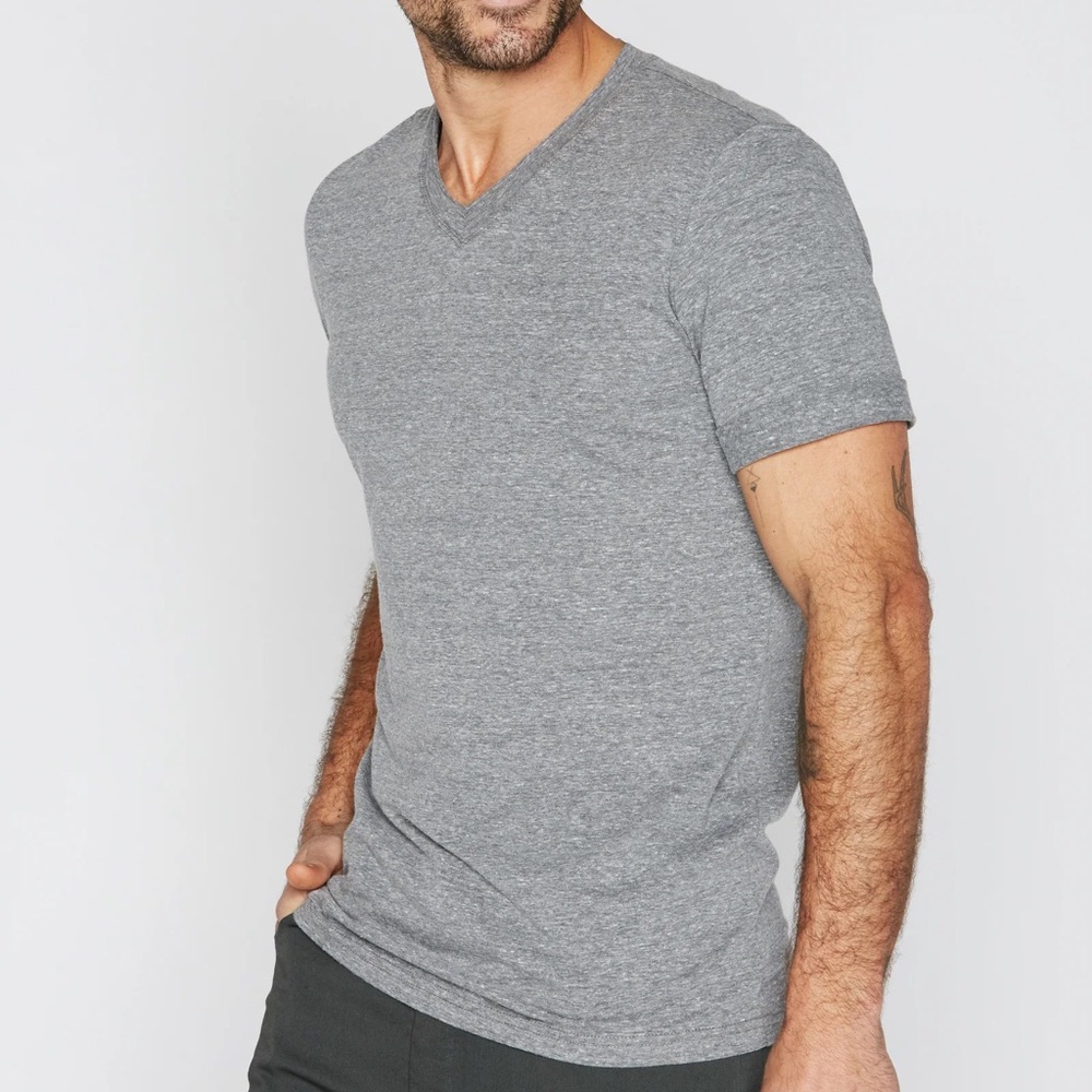 Mika Jaymes Men’s Heather Gray Tri-Blend V-Neck Tee Shirt Size XL NWT